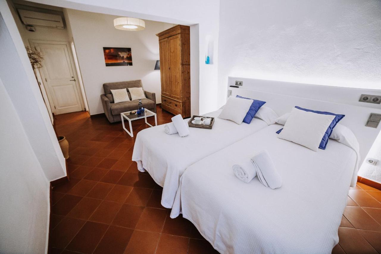Petit Hotel 5 Fars (Adults Only) Ciutadella  Exterior photo